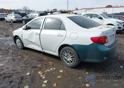 2010 Toyota Corolla Le z USA, uszkodzony, nr VIN 2T1BU4EE3AC260716